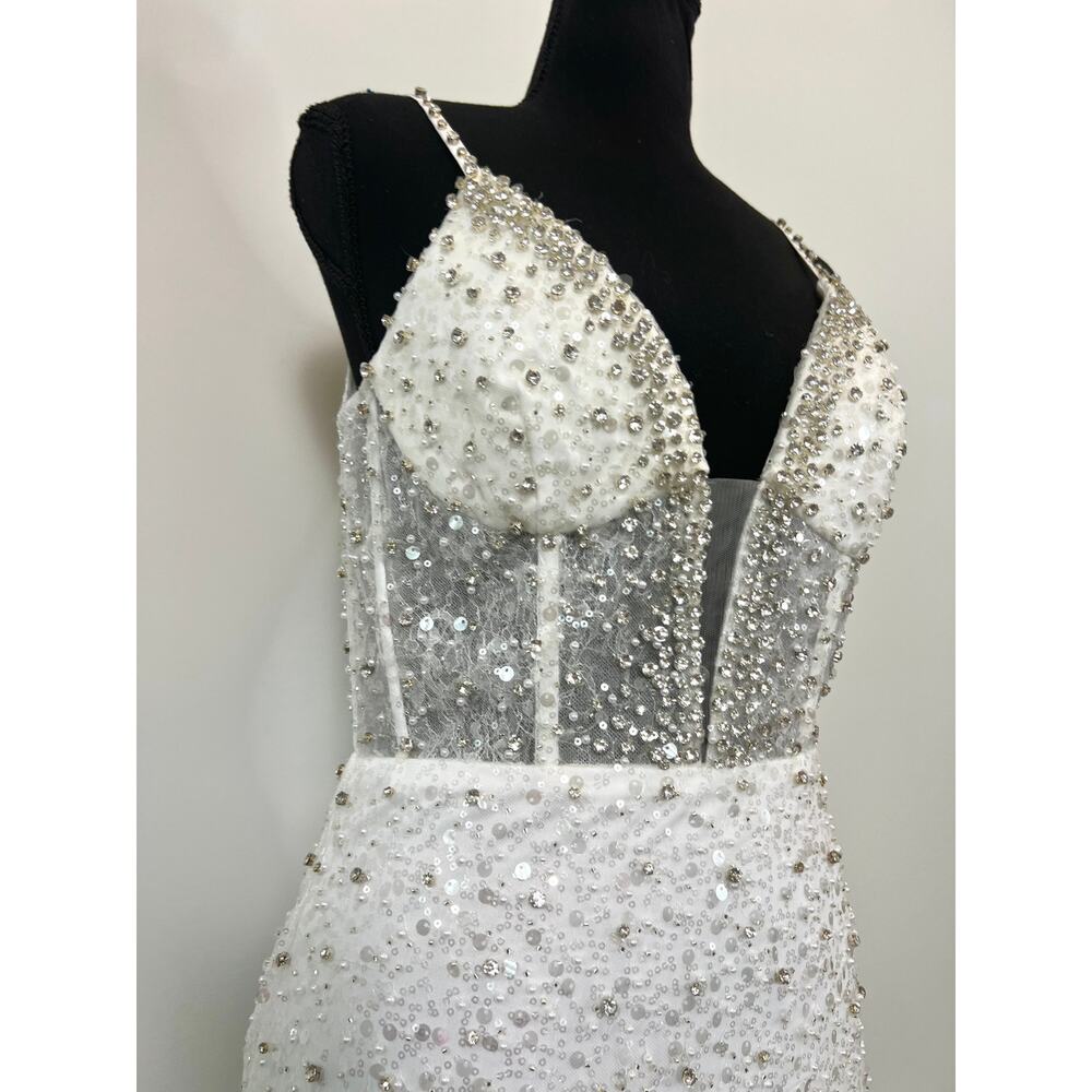 Mac Duggal Embellished Trumpet Gown Dress in White Size 6 Sequin Wedding Bridal - Picture 6 of 10